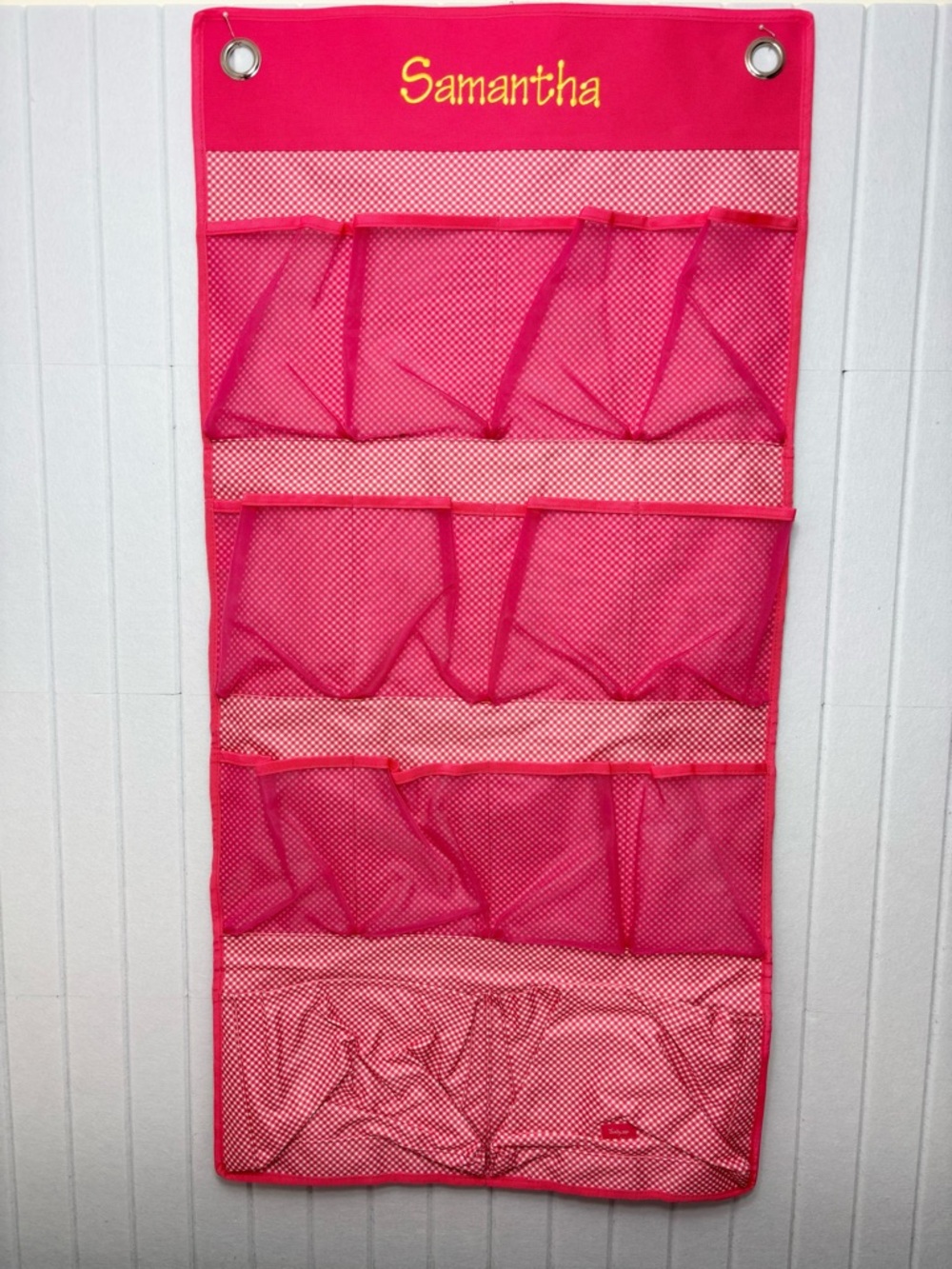Thirty One Samantha Hanging Wall Organizer Pink With Mesh Pockets 20x42"